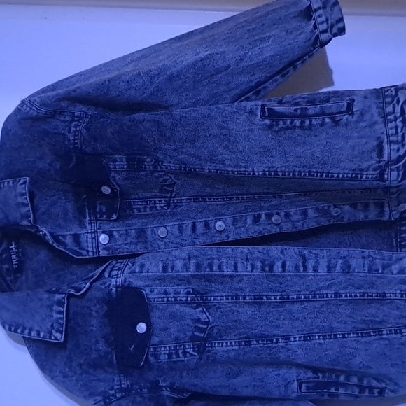 Jean jacket - Picture 2 of 2